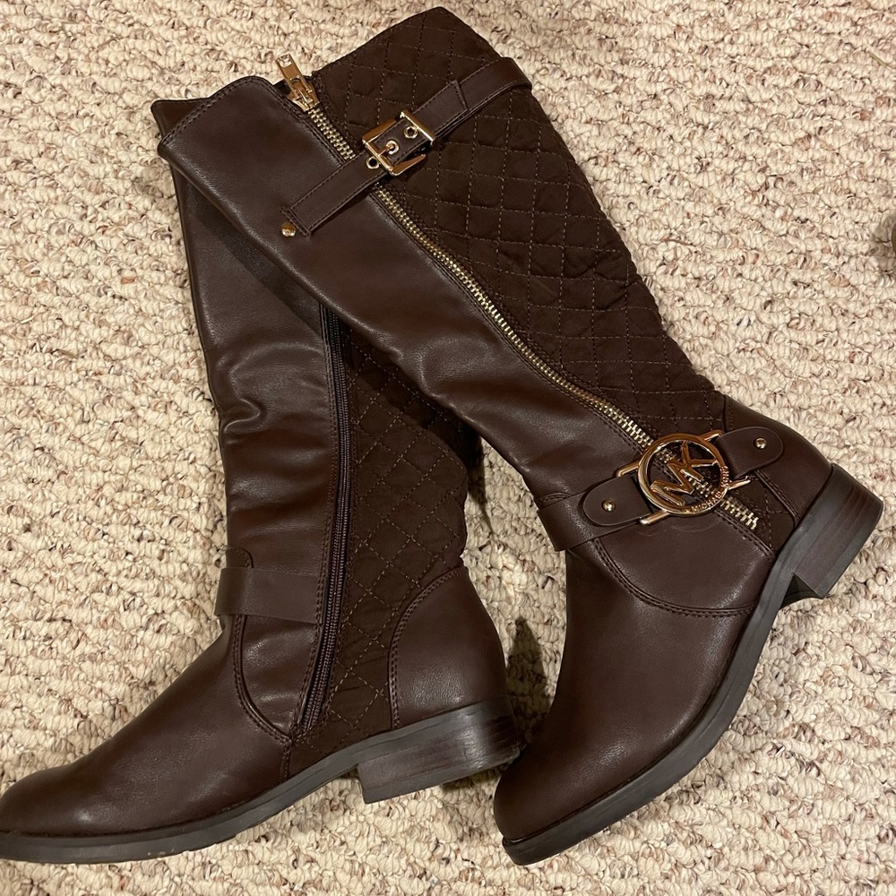 MK boots